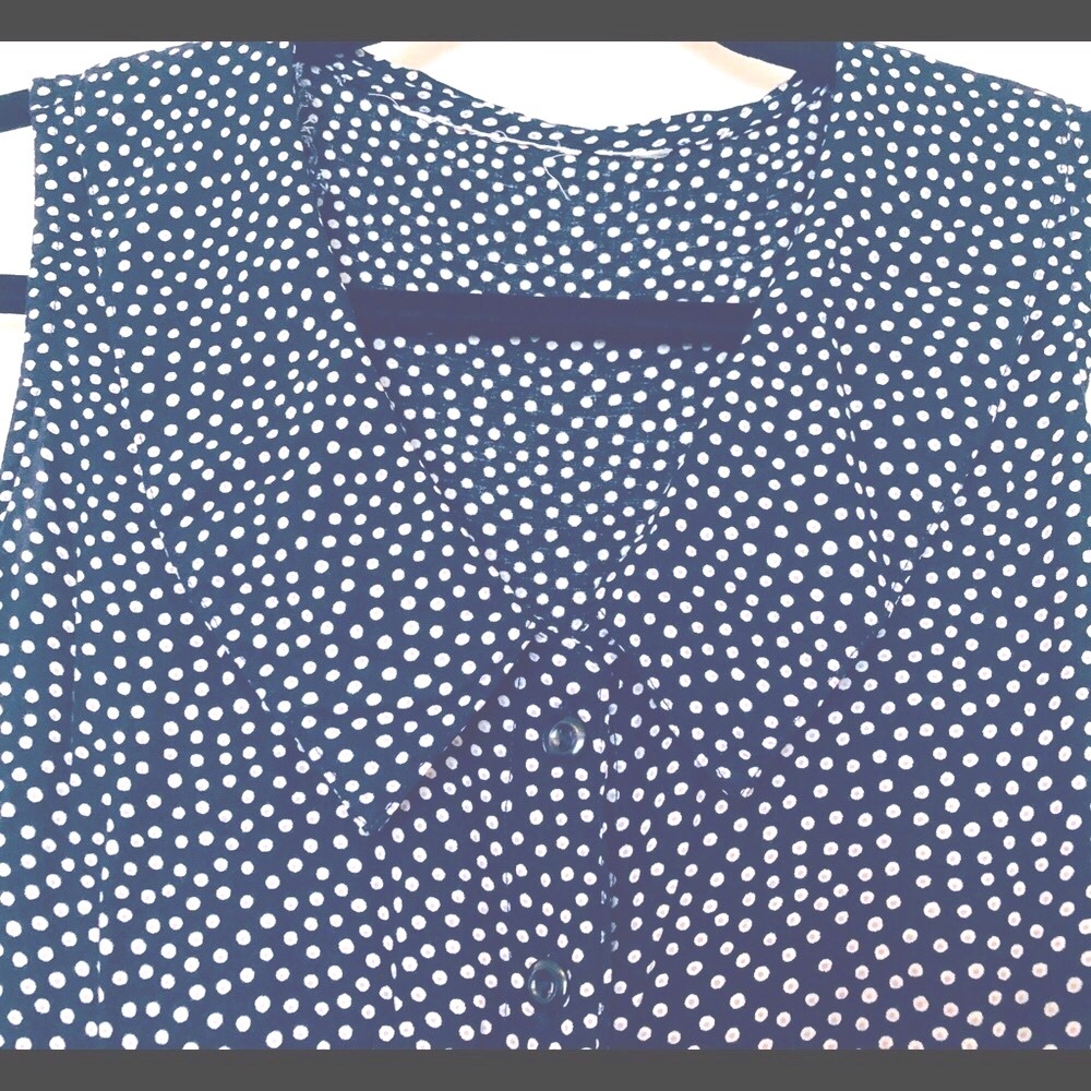 Mini dress Peter Pan collar button closure  belted back, great detail/ Color’s